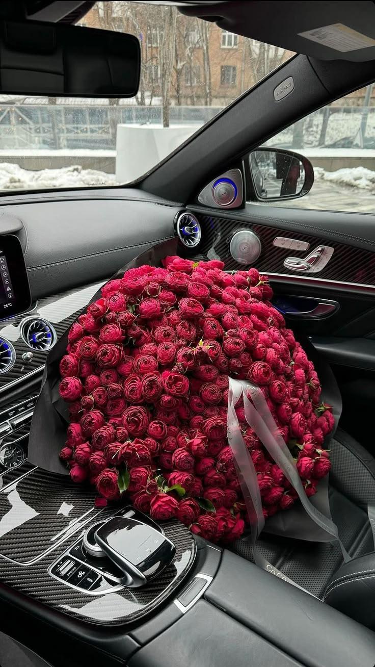 Horizon Peak Lab workshop space where corporate flower arrangements are designed and prepared for business delivery